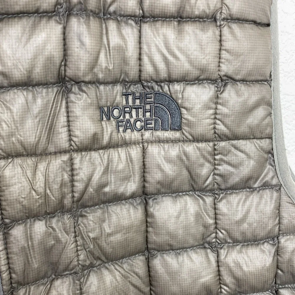 The North Face Men's Olive Green Quilted Vest Size M